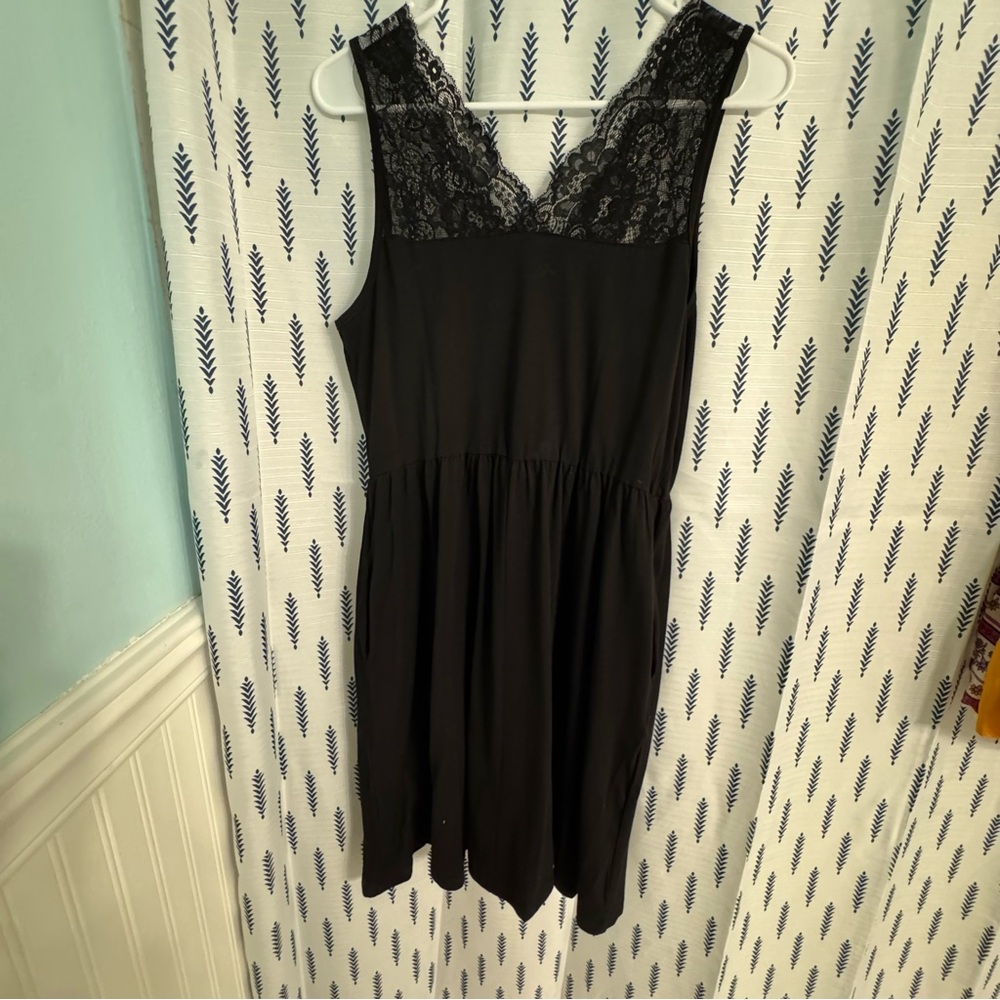 Black Lace Sleeveless Top Sundress, Medium